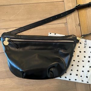 Clare V. Grande Fanny Black